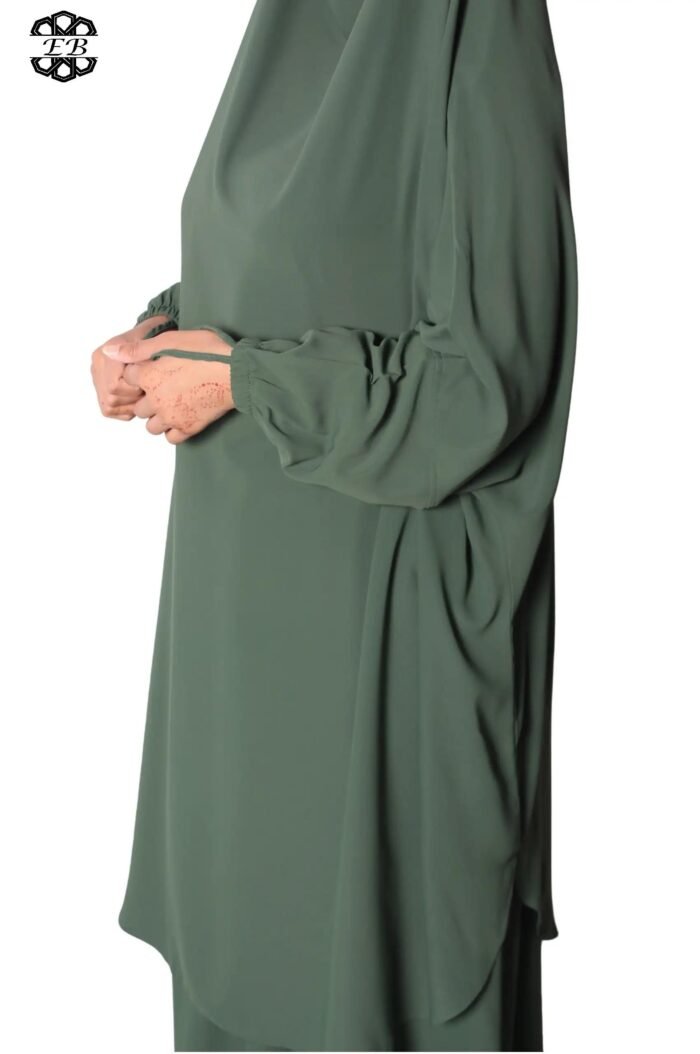 Grossiste jilbab Soie de Médine 2 pièces jupe évasée El Bassira – Image 31